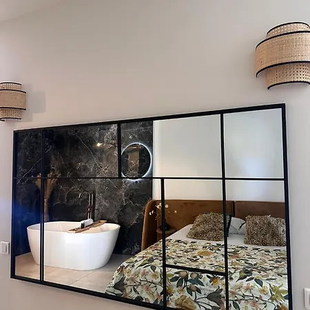 Lägenhetshotell Casaceccu Suite Vespa *